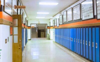 Volunteers to start having lunch with students